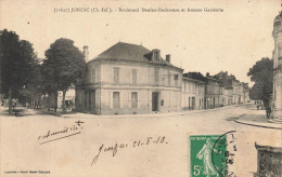 Jonzac * Le Boulevard Denfert Rochereau Et Avenue Gambetta * Café De La Promenade - Jonzac