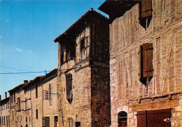 82 LAUZERTE Cité Historique Rue Pitoresque Avec Ses Maisons Anciennes   58 (scan Recto Verso)KEVREN0736 - Lauzerte