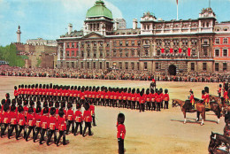 ROYAUME-UNI - Angleterre - London - Trooping The Colour At Horseguards Parade - Colorisé - Carte Postale - Other & Unclassified