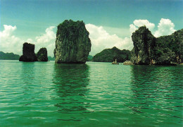 VIET-NAM - Hà Long Bay - Vue De La Baie De Ha Long - Carte Postale - Viêt-Nam
