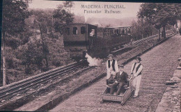 Portugal Madeira Funchal Funicular Railway, Locomotive à Vapeur Et Siège à Porteur (4613) - Madeira