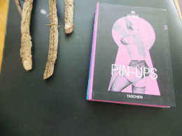 TASCHEN PIN-UPS TRES BON ETAT - Fotografia