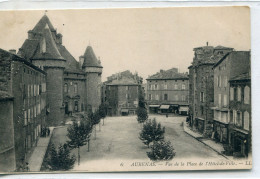 - 07 -  ARDECHE  - AUBENAS -  Vue De La Place De. L'Hotel De Ville - Aubenas