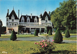 FRANCE - La Roche Posay - Le Casino - Carte Postale - La Roche Posay