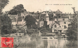 Vierzon * Les Rives De L'yèvre Et Vue Sur La Commune - Vierzon