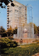 MONT SAINT AIGNAN Centre Colbert Sa Cage Avec Ses Pigeons Paons(SCAN RECTO VERSO)MA0043 - Mont Saint Aignan