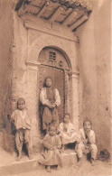 Scenes ALGERIENNES A La Porte De La Maison(SCAN RECTO VERSO)MA0058 - Bambini