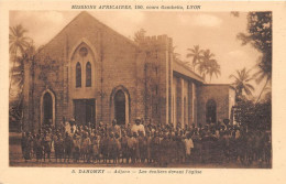 REPUBLIQUE POPULAIRE DU BENIN DAHOMEY ADJARA Les écoliers Devant L'église 12(scan Recto-verso) MA086 - Benin