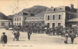 CPA 63 LE MONT DORE LA GARE  Belle Animation - Le Mont Dore