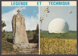 125642/ PLEUMEUR-BODOU, Le Centre De Télécommunications, Le Menhir Et Le Radôme - Pleumeur-Bodou