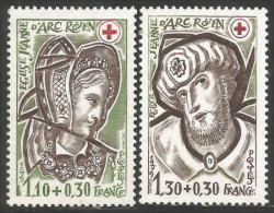 350 France Yv 2070-2071 Croix-Rouge Red Cross 1979 Vitraux Église Rouen Church MNH ** Neuf SC (2070-2071-1c) - Vidrios Y Vitrales