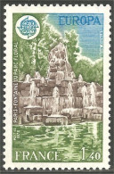 350 France Yv 2009 Europa Parc Floral Paris Fontaine Fountain Fontana Brunnen MNH ** Neuf SC (2009-1c) - Monuments