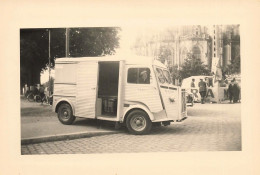 Automobile Ancienne Camionnette Camion Citroën TUBE CITROEN Tube * Photo Ancienne 12.5x9cm * Nantes Cours St Pierre ? - Voitures De Tourisme