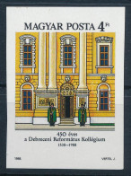 ** 1988 450 éves A Debreceni Református Kollégium Vágott Bélyeg - Sonstige & Ohne Zuordnung