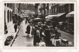 CPSM :  14 X 9  -  NICE  -  Le  Marché  Aux  Fleurs - Markten, Feesten