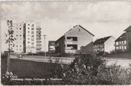 AK Oldenburg/Holstein, Ostlandstraße Und Hochhaus Um 1965 - Oldenburg (Holstein)