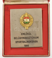 1986. "Emlékül Belügyminisztérium Sportbajnoksága 1986" Műgyantás, Aranyozott Rátétes Emlékplakett, Eredeti Viseltes, Fo - Non Classés