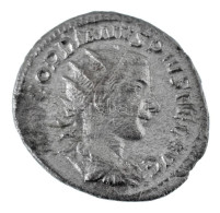 Római Birodalom / Róma / III. Gordianus 240. Antoninianus Billon (3,79g) T:XF,VF Roman Empire / Rome / Gordianus III 240 - Unclassified
