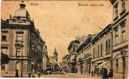 * T4 1931 Kassa, Kosice; Kossuth Lajos Utca, Bradovka Gyula üzlete. Vasúti Levelezőlapárusítás 46. Sz. 1918. / Street Vi - Non Classés