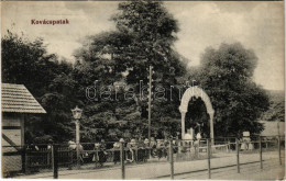 * T2/T3 1913 Kovácspatak, Kovacov; Főbejárat A Vasútállomásnál / Main Entrance By The Railway Station - Non Classés