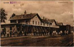 * T2/T3 Újvidék, Novi Sad; Vasútállomás, Vonat. Vasúti Levelezőlapárusítás 54. / Railway Station, Train (EK) - Non Classés