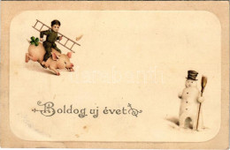 T2/T3 1916 Boldog új évet! Malacon Lovagló Kéményseprő, Hóember / New Year Greeting, Chimney Sweeper Riding On A Pig, Sn - Unclassified