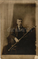 * T3 Fiú Fagottal / Boy With Bassoon, Photo (szakadt / Tear) - Sin Clasificación