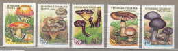 Togo Mushrooms 1999 MNH (**) Mi 2816-2821 #34120 - Funghi