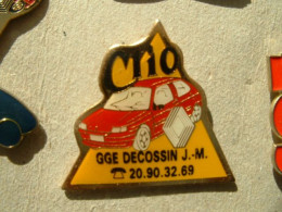 PIN'S RENAULT CLIO - GGE DECOSSIN J-M - Renault