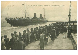 BATEAUX.n°2581.LE HAVRE.SORTIE DU TRANSATLANTIQUE LA SAVOIE - Traghetti