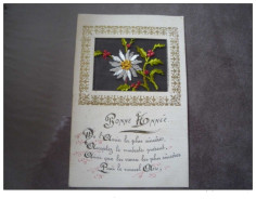 BRODEE.n°24944.BRODERIE SUR DENTELLE FONDS NOIR.FLEUR.BONNE ANNEE - Brodées