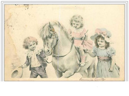 ENFANTS.TROIS ENFANTS DONT LA PLUS JEUNE SUR UN CHEVAL.TACHE - Autres & Non Classés