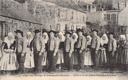 France - Les Mariages De Plougastel Daoulas - Défilé De Mariés Après La Cérémonie Religieuse -  Carte Postale Ancienne - Plougastel-Daoulas