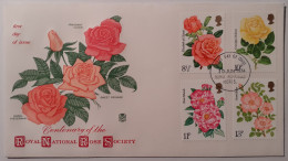 ROSES / Centenaire Royal National Rose Society - Enveloppe Avec 4 Timbres Britanniques Et Cachet 1er Jour - Rose