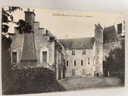 CPA - 28 - AUNEAU - Cour Du Château - Auneau