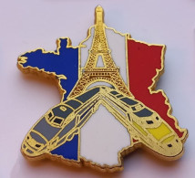 N309 Pin's SNCF TGV Gris Et Jaune Carte De France Tour Eiffel (gros Pin's) Signé Ballard Achat Immédiat - TGV