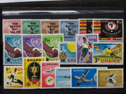 GHANA Anni '50/'60 - Lotticino 5 Serie Complete Nuove ** + Spese Postali - Ghana (1957-...)