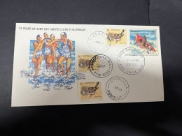 12-4-2024 (1 Z 44) Australia FDC - 75th Anniversary Of Life Surf Clubs In Austraia (2 Covers) 1981 - Omslagen Van Eerste Dagen (FDC)