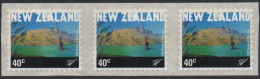 NEW ZEALAND 2001 TOURISM " 40c BUNGY - JUMPING QUEENSTOWN " STRIP OF(3)  MNH S.A. - Ungebraucht