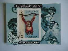 AJMAN STATE  USED SHEET  ANIMALS MONKEYS 1972 - Monkeys