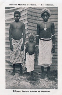 C5-  MISSIONS MARISTES D ' OCEANIE - ILES SALOMON - RUBIANA - JEUNES HOMMES ET GARCONNET - ( 2 SCANS )  - Solomon Islands