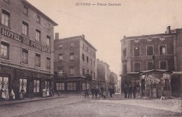 C7-69) GIVORS - PLACE CARNOT  - ANIMEE - HABITANTS - ( 2 SCANS ) - Givors