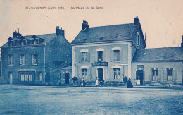 C13-44) SAVENAY - LA PLACE DE LA GARE - CAFE HOTEL DE LA GARE - EN  1940 - ( 2 SCANS ) - Savenay