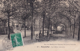 C24-62) SAINT POL - LES ALLEES COUVERTES  - ANIMEE - EN  1910 - Saint Pol Sur Ternoise