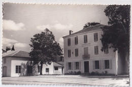 E6-47) LAVARDAC - LOT ET GARONNE - L ' HOTEL DE VILLE - ( 2 SCANS ) - Lavardac