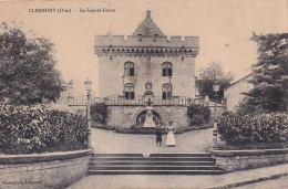 E15-60) CLERMONT - OISE - LE SQUARE FERRET  - EN  1910 - ( 2 SCANS ) - Clermont