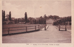 E16-47) FUMEL - LOT ET GARONNE - ENTREE DU STADE - ( 2 SCANS ) - Fumel