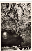 BELGIQUE - Les Grottes De Han Sur Lesse - La Salle D'Armes - Vue à L'intérieur De La Grotte - Carte Postale Ancienne - Rochefort