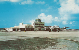 CPA - Lockheed Constellation - Compagnie K.L.M Royal Dutch Airlines - Aéroport Princess Béatrix D'Aruba ( Caraïbes ) - 1946-....: Moderne