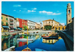 CPSM 10.5 X 15 Italie (175) LAGO DI GARDA  Lac De Garde Lazise Il Porto  Le Port  Clocher  Albergo S. Marco  Barque - Verona